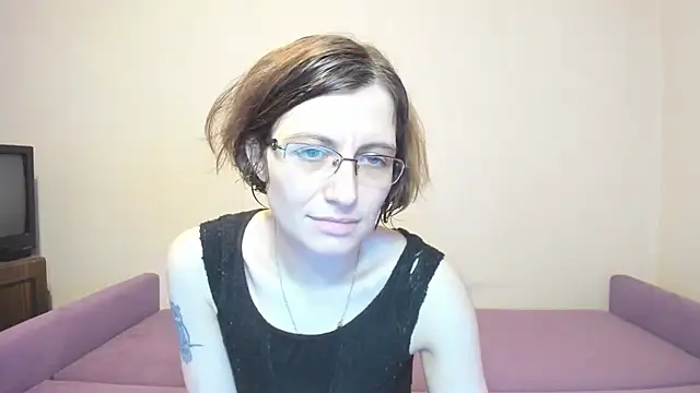 Snapshot of MarilynDream chatting on 03-20-25, 08:40 MarilynDream online show from 03-20-25, 08:40