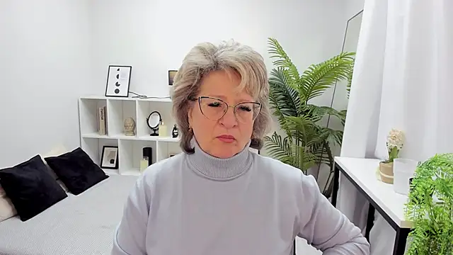 EvelynJoyful online show from 11-26-25, 05:08