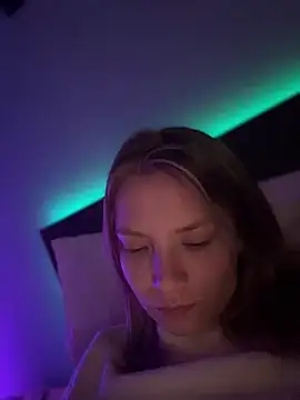 AnastasiaAniess online show from 01-04-25, 09:52