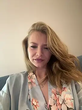 AnastasiaAniess online show from 02-21-25, 08:49