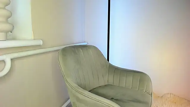 Snapshot of Leila_Libertas chatting on 01-31-25, 12:29 Leila Libertas online show from 01-31-25, 12:29