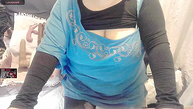 Snapshot of tatli_bela chatting on 01-13-25, 04:18 tatli bela online show from 01-13-25, 04:18