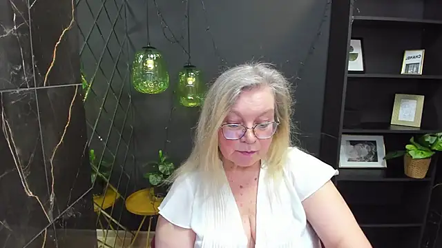 Snapshot of NataliMellow chatting on 01-12-25, 07:21 NataliMellow online show from 01-12-25, 07:21