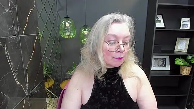 Snapshot of NataliMellow chatting on 01-20-25, 01:11 NataliMellow online show from 01-20-25, 01:11