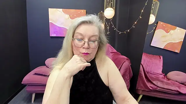 Snapshot of NataliMellow chatting on 02-09-25, 01:46 NataliMellow online show from 02-09-25, 01:46