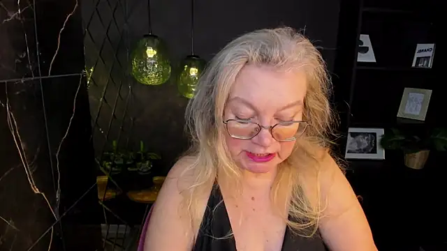 Snapshot of NataliMellow chatting on 11-29-25, 01:14 NataliMellow online show from 11-29-25, 01:14