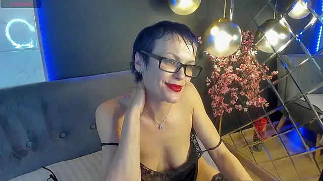 Snapshot of BrandiSweetie chatting on 01-31-25, 07:51 BrandiSweetie online show from 01-31-25, 07:51