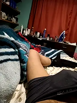 Snapshot of gusaven chatting on 10-20-25, 03:34 gusaven online show from 10-20-25, 03:34