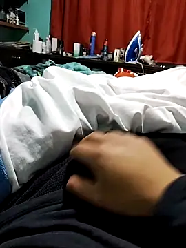 Snapshot of gusaven chatting on 11-10-25, 09:58 gusaven online show from 11-10-25, 09:58