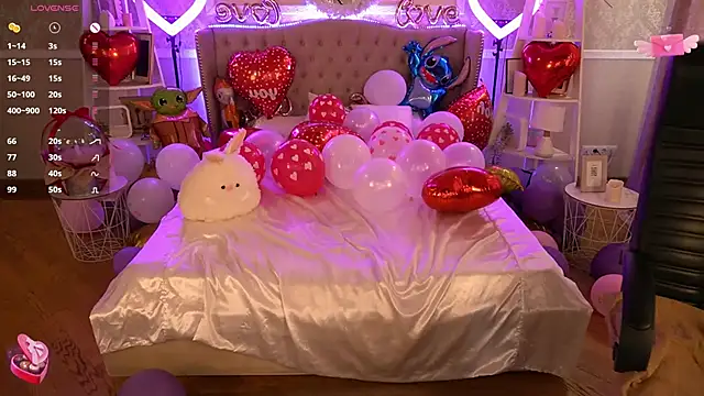 FoxyShy online show from 02-15-25, 10:00