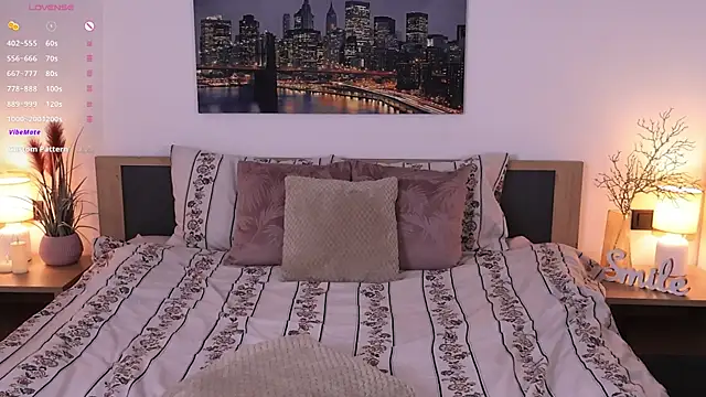 Snapshot of Leila__Sweet chatting on 02-20-25, 08:17 Leila Sweet online show from 02-20-25, 08:17