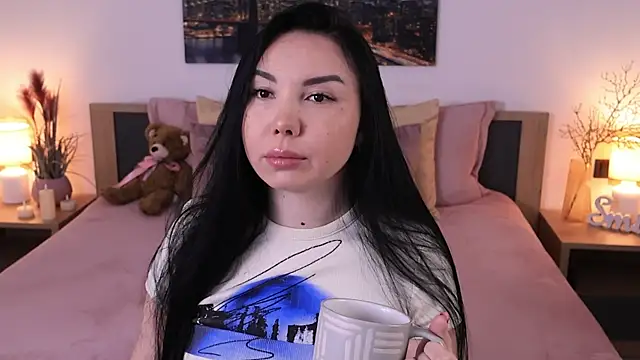 Snapshot of Leila__Sweet chatting on 03-06-25, 07:14 Leila Sweet online show from 03-06-25, 07:14