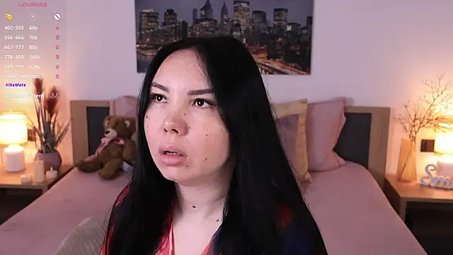 Snapshot of Leila__Sweet chatting on 03-22-25, 07:36 Leila Sweet online show from 03-22-25, 07:36