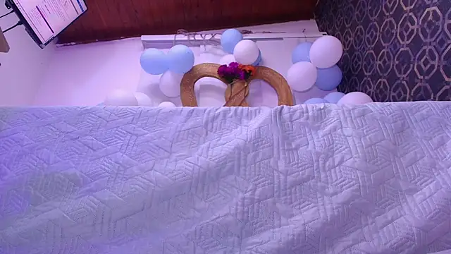 Snapshot of sarakaisy chatting on 09-26-25, 11:58 sarakaisy online show from 09-26-25, 11:58