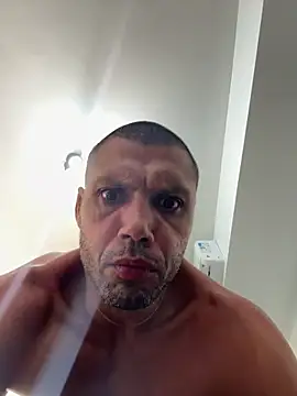 Snapshot of TOYTOYNOW chatting on 01-06-25, 02:04 TOYTOYNOW online show from 01-06-25, 02:04