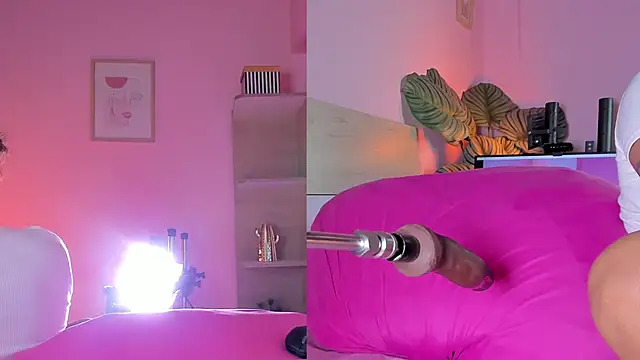 Snapshot of cinnamon_afrodit chatting on 03-01-25, 02:55 cinnamon afrodit online show from 03-01-25, 02:55