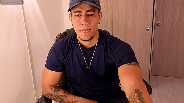 CRAZYBOYLOVE online show from 02-11-26, 11:26