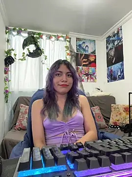 Snapshot of VaioletUwU chatting on 03-25-26, 10:38 VaioletUwU online show from 03-25-26, 10:38
