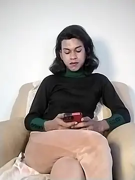 Snapshot of Nisha555 chatting on 11-07-25, 04:40 Nisha555 online show from 11-07-25, 04:40