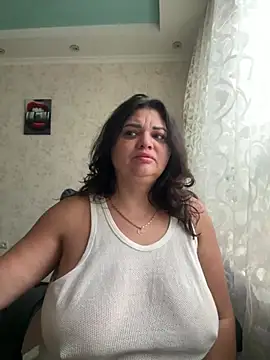 littleRikka online show from 01-15-25, 07:37