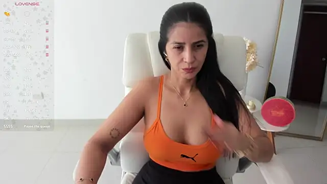 renata t  online show from 03-02-26, 07:32