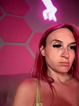 Snapshot of _Rapunzel_ chatting on 11-15-25, 03:48 Rapunzel online show from 11-15-25, 03:48