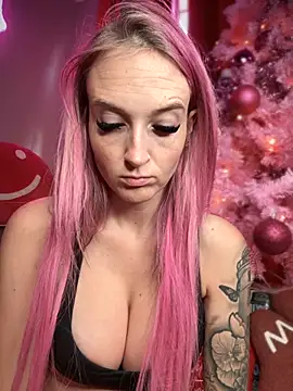 Snapshot of _Rapunzel_ chatting on 11-26-25, 08:43 Rapunzel online show from 11-26-25, 08:43