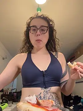 ladyturtle online show from 03-25-26, 03:29