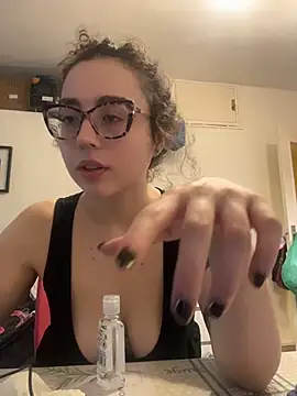 ladyturtle online show from 05-27-26, 01:30