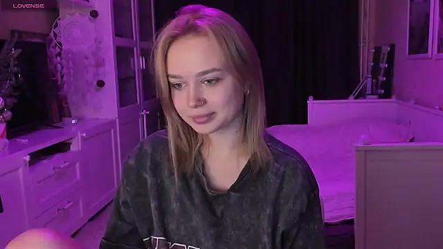 Snapshot of MaryDreaminess chatting on 01-19-25, 05:39 MaryDreaminess online show from 01-19-25, 05:39