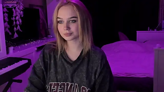 Snapshot of MaryDreaminess chatting on 01-31-25, 10:52 MaryDreaminess online show from 01-31-25, 10:52