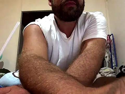 Snapshot of fuckerplayer1 chatting on 11-22-25, 04:39 fuckerplayer1 online show from 11-22-25, 04:39