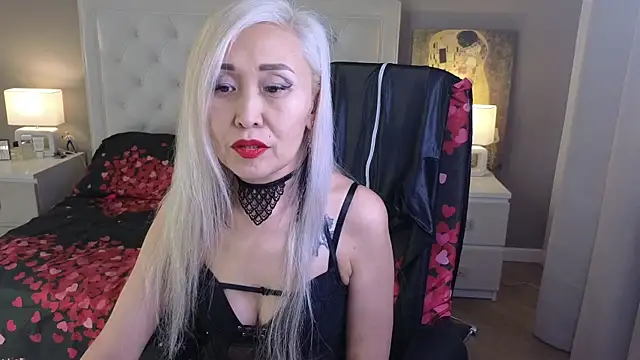 RoxalanaStar online show from 10-07-25, 08:50