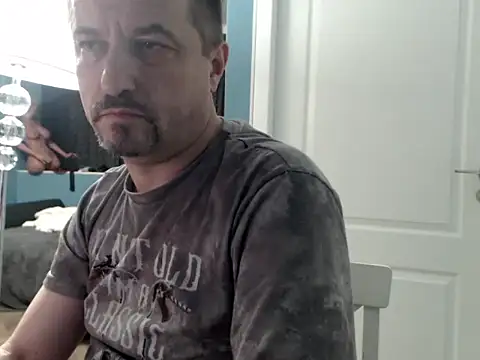 MisterFaithRO online show from 05-10-26, 09:31