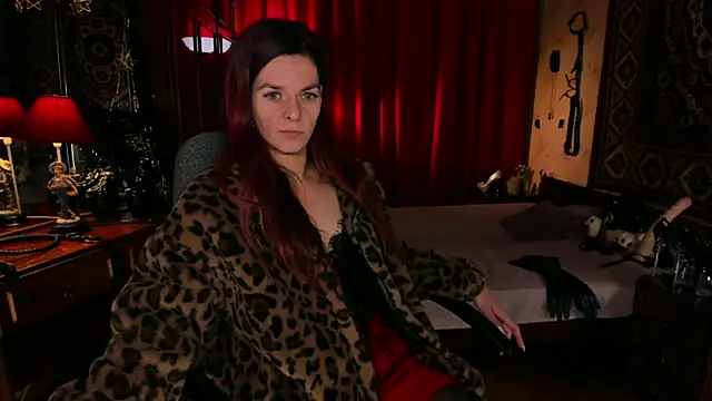 MargoTigress online show from 04-10-26, 09:47