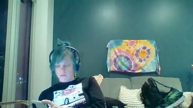 Snapshot of TheDaisyChaos chatting on 12-17-25, 03:12 TheDaisyChaos online show from 12-17-25, 03:12