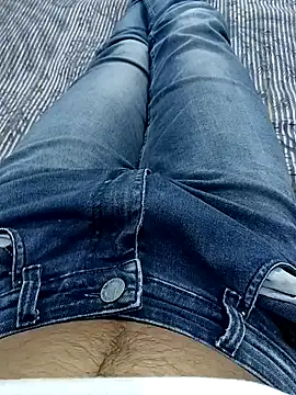 Snapshot of Babyucum4me chatting on 12-08-24, 02:41 Babyucum4me online show from 12-08-24, 02:41