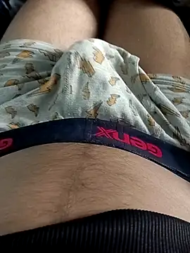 Snapshot of Babyucum4me chatting on 01-21-25, 03:15 Babyucum4me online show from 01-21-25, 03:15