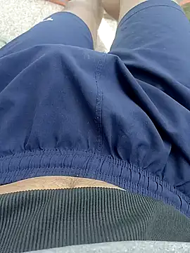 Snapshot of Babyucum4me chatting on 02-13-25, 09:41 Babyucum4me online show from 02-13-25, 09:41