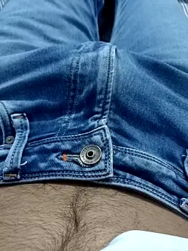 Snapshot of Babyucum4me chatting on 03-17-25, 08:19 Babyucum4me online show from 03-17-25, 08:19