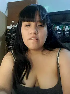 Snapshot of Kalani_Engel chatting on 03-08-25, 06:54 Kalani Engel online show from 03-08-25, 06:54