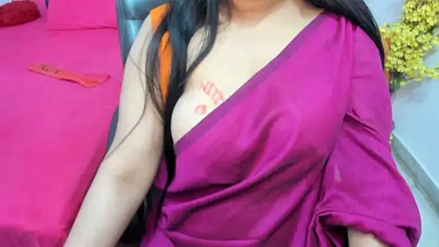 Snapshot of YourSanchu chatting on 01-19-25, 09:45 YourSanchu online show from 01-19-25, 09:45