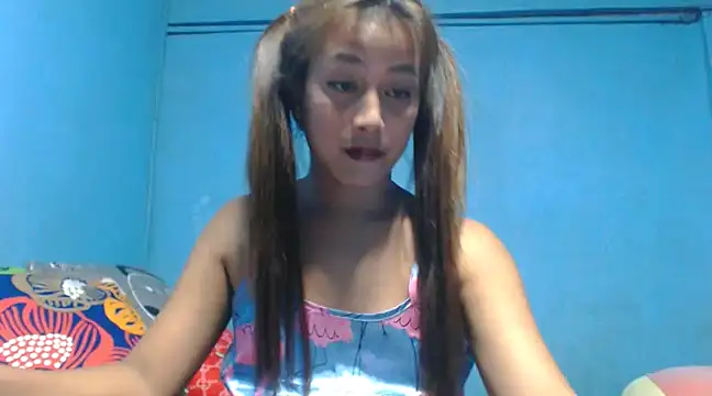 Snapshot of nica20 chatting on 02-25-25, 01:50 nica20 online show from 02-25-25, 01:50