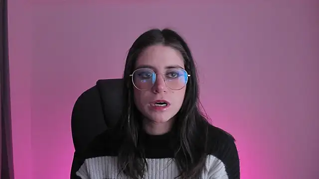 HazelKush online show from 10-14-25, 09:48