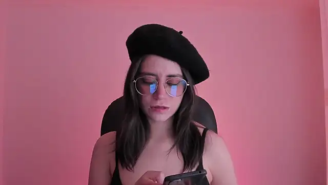 HazelKush online show from 10-23-25, 09:24