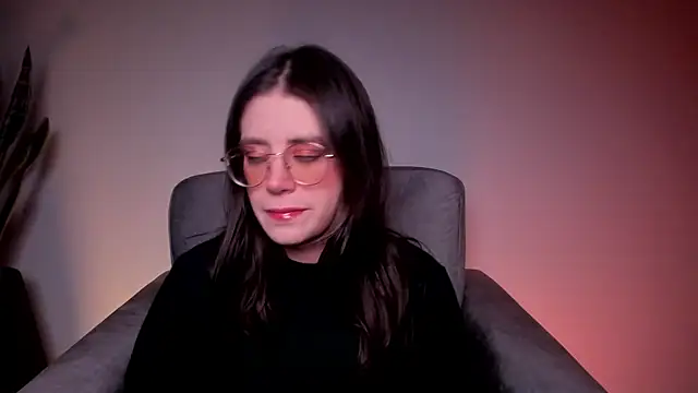 HazelKush online show from 01-05-26, 09:51