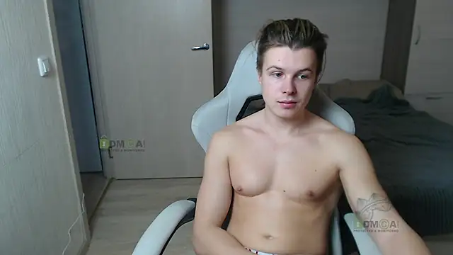 Sunny-Girl1 online show from 03-10-25, 04:46