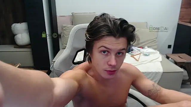 Sunny-Girl1 online show from 12-18-25, 02:56