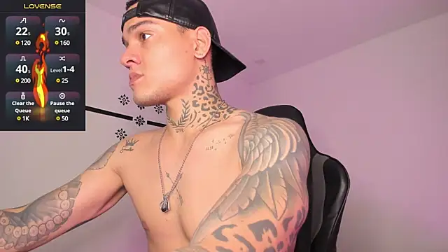 ImDominike online show from 12-15-24, 01:35