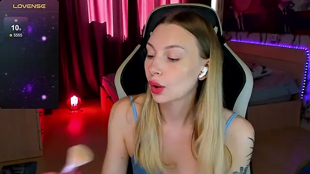 BiMolly online show from 09-12-25, 05:40